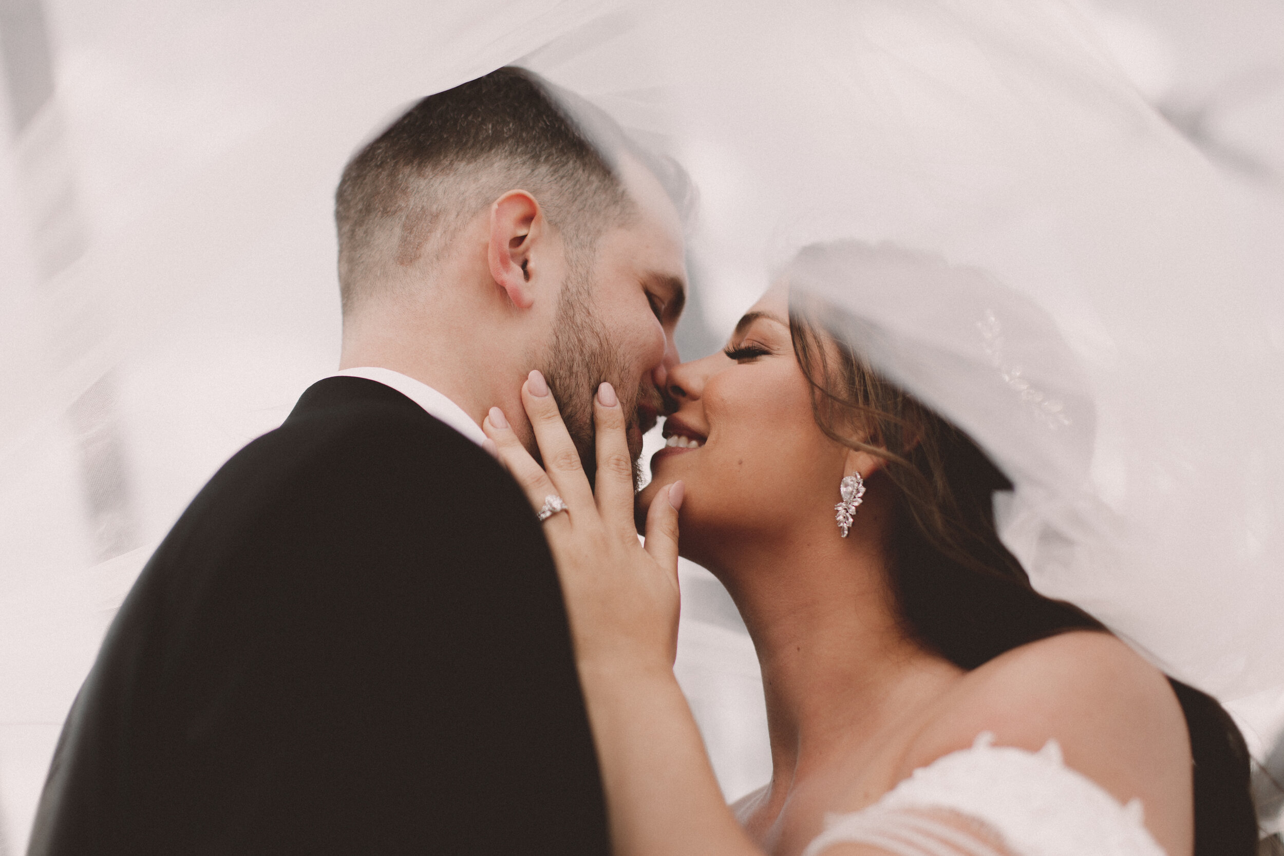 WEDDING PHOTOGRAPHERS PITTSBURGH PA-3892.jpg