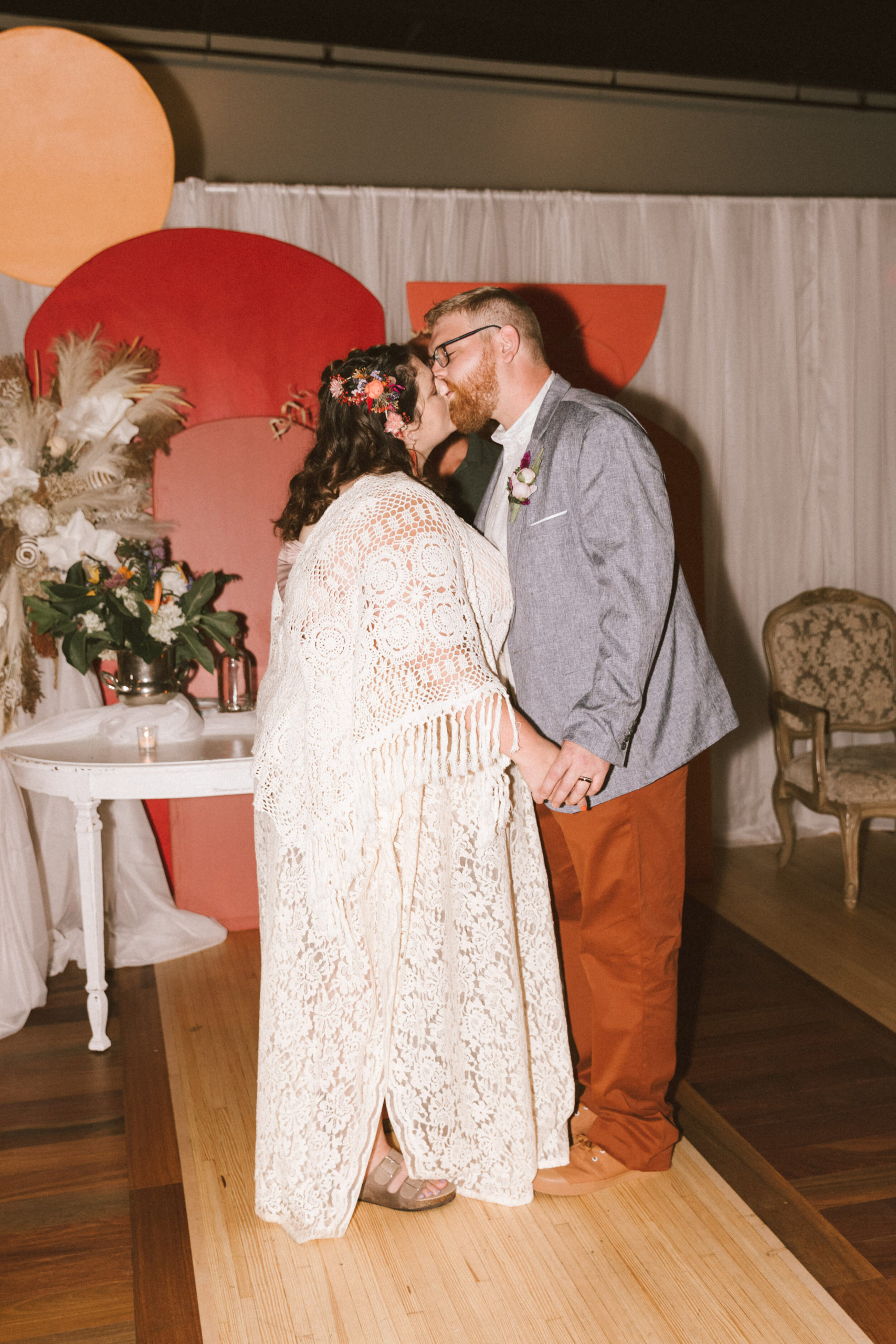 BACKALLEY WEDDING BUTLER PA - ALL ABOUT RECLAIMED - PHOTOGRAPHER-1172.jpg