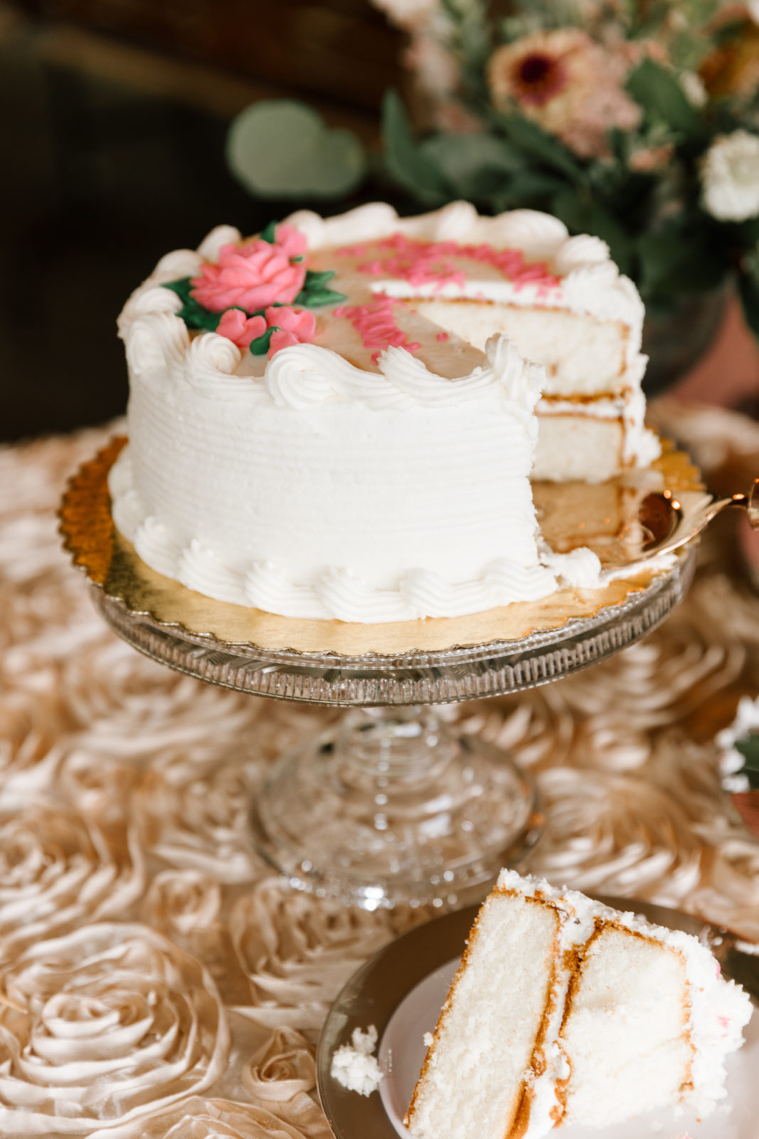 Cake Cut Pinehall Wedding Venue Butler
