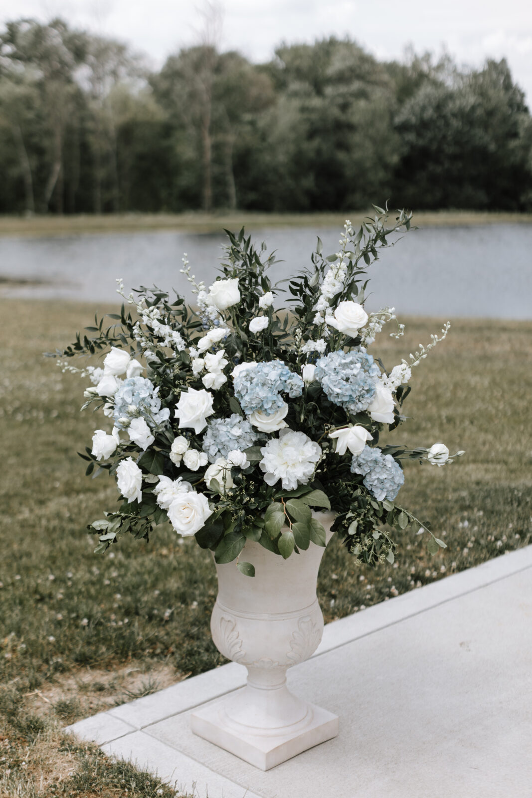 Meant-to-Bee-Blue-White-Florals-PA