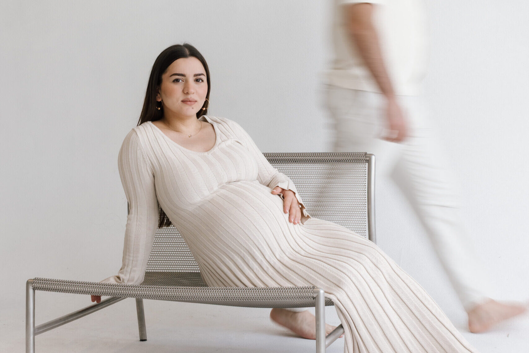 Editorial-High-Fashion-Maternity-Pictures-TONS-Boutique-Pittsburgh-Photographers