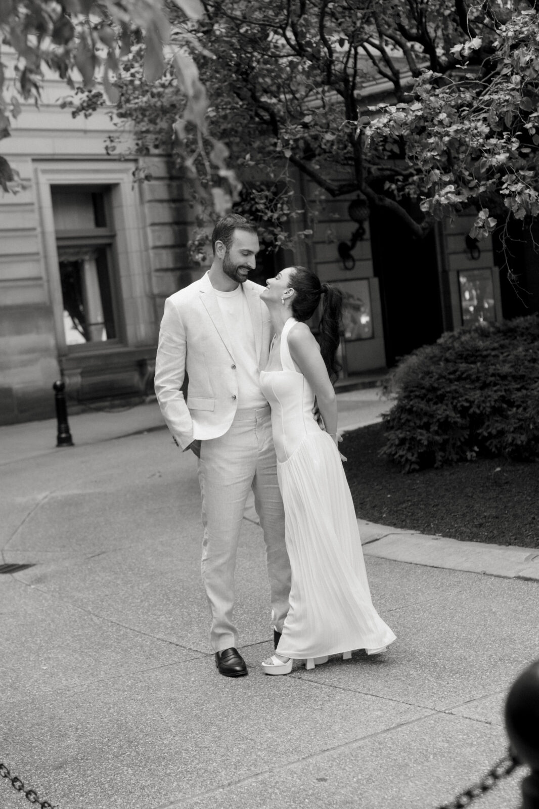 Luxury-Engagement-Pictures-Pittsburgh-Photographers